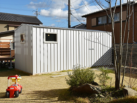 オシャレ物置